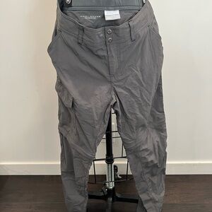 Columbia Women's Gray Cargo Pants